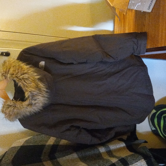 Mens North Face Havent winter coat with fur hood - Picture 8 of 16